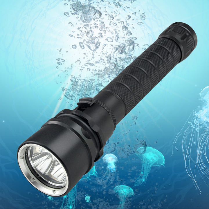 Aluminum alloy strong light rechargeable