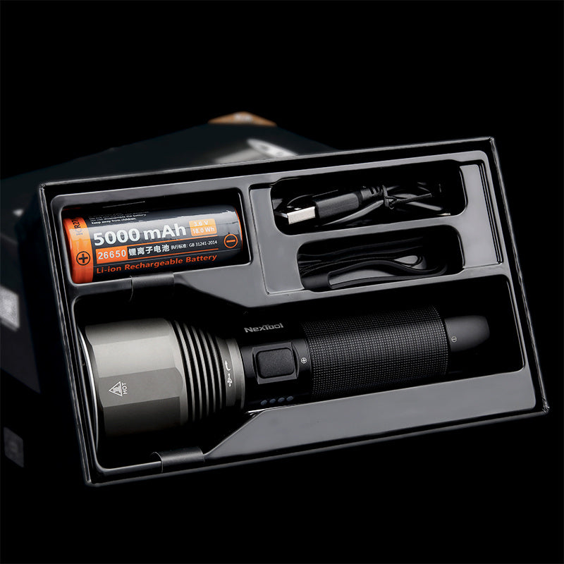 Outdoor Strong Light Flashlight 2000 Lumens